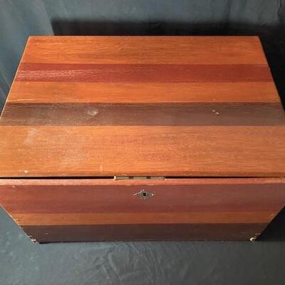 LOT#95LR: Believed to be Narra Wood Trunk 