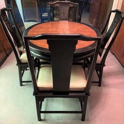 LOT#112LR: Asian Lacquered Dining Table w/ 6 Chairs & 2 Leaves