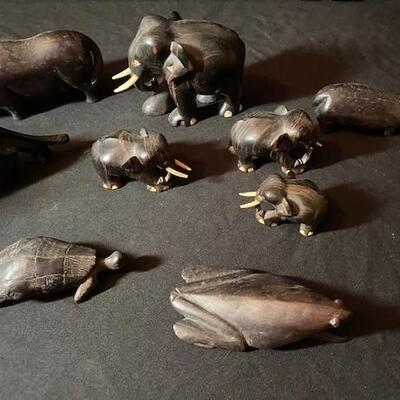 LOT#120LR: Rosewood Animals