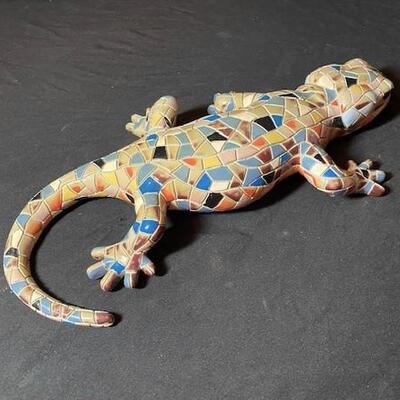 LOT#136LR: Wall Hanging Mosaic Lizard