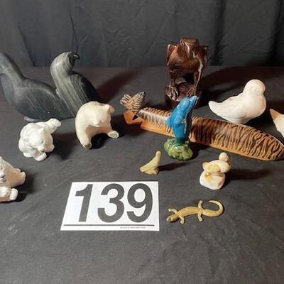 LOT#139LR: Assorted Animal Lot #1