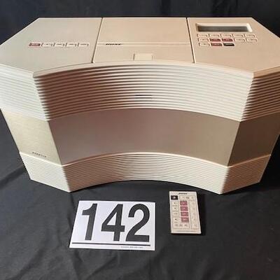 LOT#142LR: Bose Acoustic Wave Music System