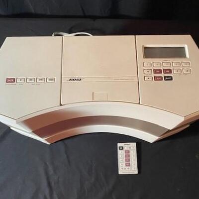 LOT#142LR: Bose Acoustic Wave Music System