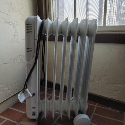 Lot 223: Lakewood Space Heater