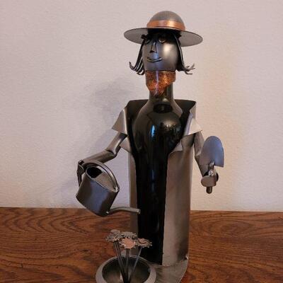 Lot 225: H & K Steel Sculpture 