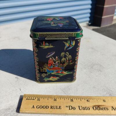 Vintage tin