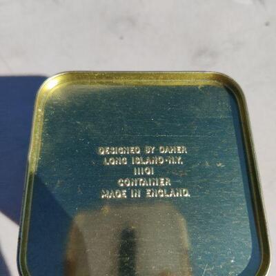Vintage tin