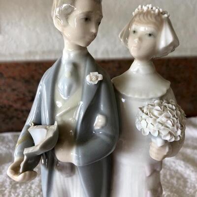 Lladro Bride and Groom Figurine *Damage* YD#022-0145