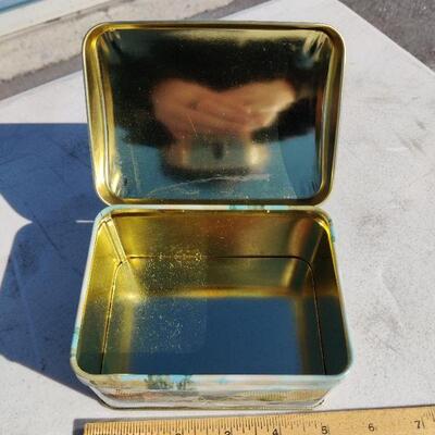 Vintage tin