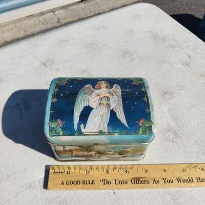 Vintage tin