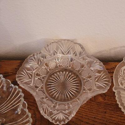 Lot 236: Glass Serving Dishes (Platter, Relish Dish, Bowl and Deviled Egg Plate