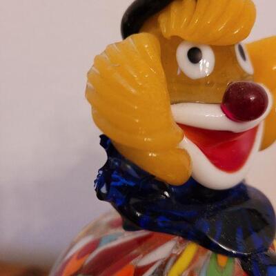 Loy 245: Blown Glass Clown (Collar Chipped on one side)