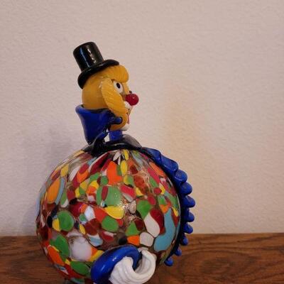 Loy 245: Blown Glass Clown (Collar Chipped on one side)
