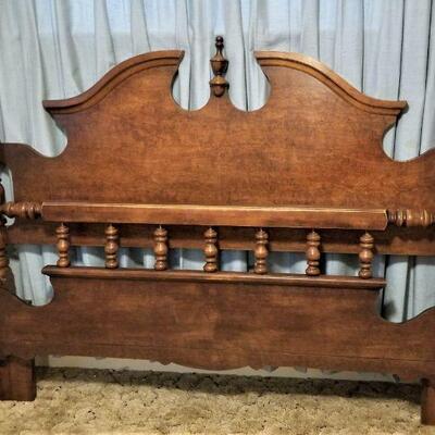 Lot #88 Queen/Full Headboard & footboard - also the rails - complete
