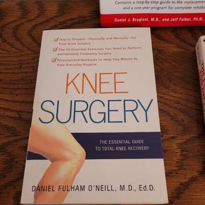 Lot 256: Knee Replacement Book lot