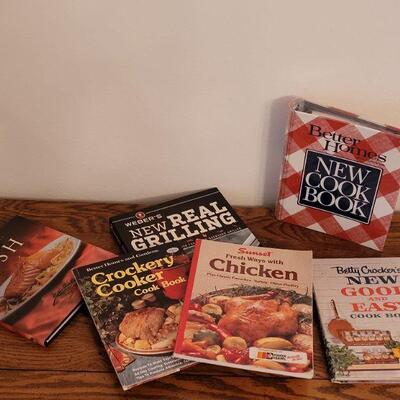 Lot 263: Cook Book lot