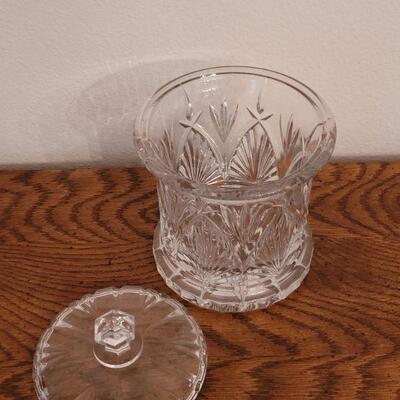 Lot 274: BOMBAY Crystal Jar with Lid