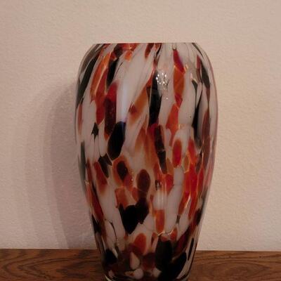 Lot 275: Blown Glass Vase