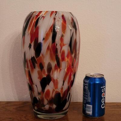 Lot 275: Blown Glass Vase