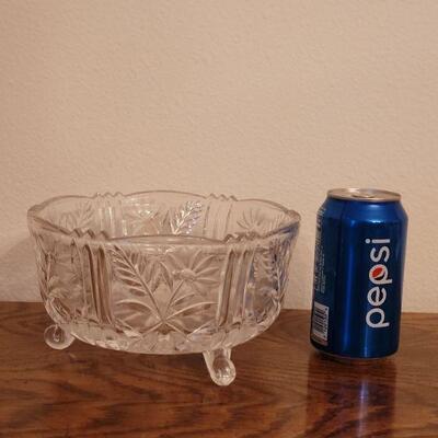 Lot 277: BOMBAY Crystal Footed Bowl
