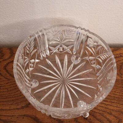 Lot 277: BOMBAY Crystal Footed Bowl