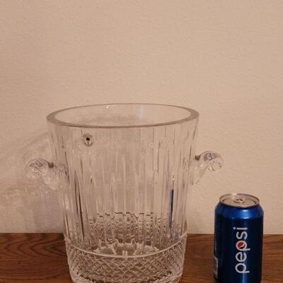 Lot 279: BOMBAY Crystal Champaign Bucket