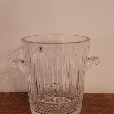 Lot 279: BOMBAY Crystal Champaign Bucket