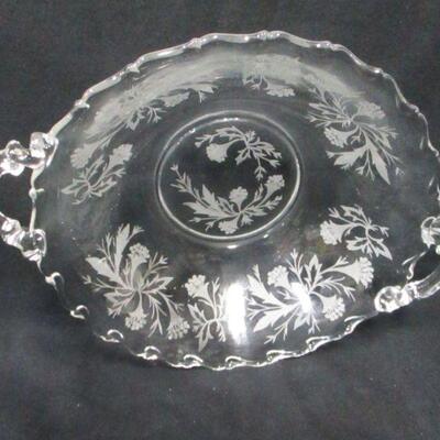 Lot 40 - Clear Crystal Etched Glass Bowl