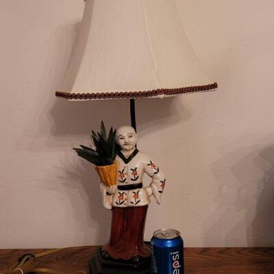 Lot 282: BOMBAY Lamp