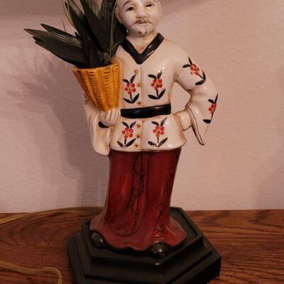 Lot 282: BOMBAY Lamp