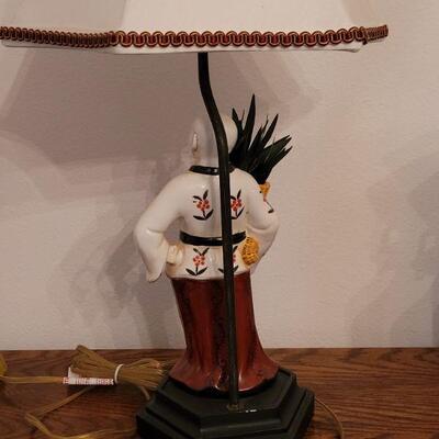 Lot 282: BOMBAY Lamp