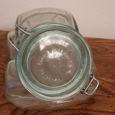 Lot 283: Car Jar