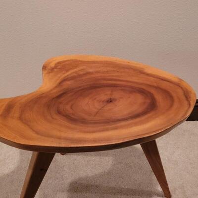 Lot 291: Mid Century Modern Planed Wood Side Table (25" Ã— 20.5")