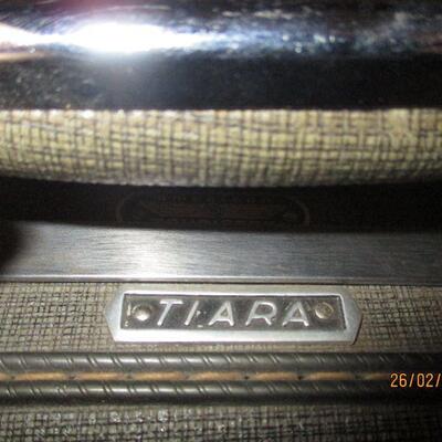 Lot 37 - American Tourister Tiara Briefcase