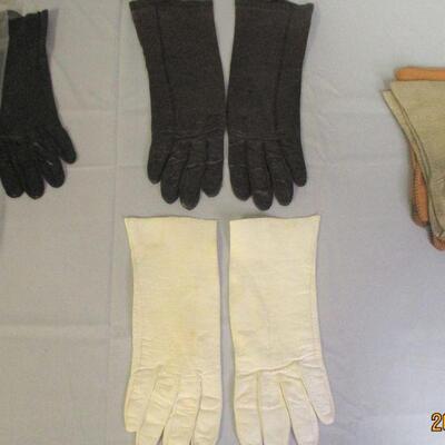 Lot 39 - Ladies Leather Gloves