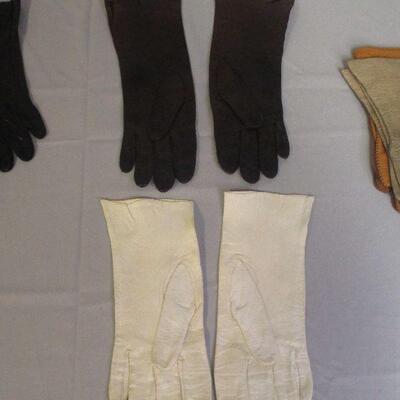 Lot 39 - Ladies Leather Gloves