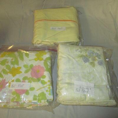 Lot 50 - Vintage Sheets and Pillow Cases