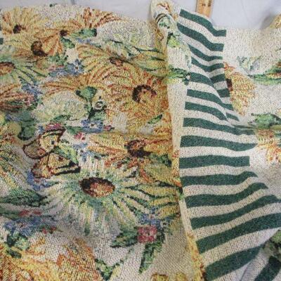 Lot 56 - Cotton Sunflower Tapestry Blanket