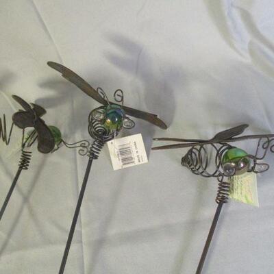 Lot 58 - (6) Dragonfly Yard Stakes