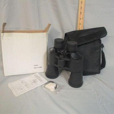 Lot 63 - Binoculars Optic 2050