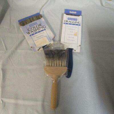 Lot 64 - (3) Valspar Premium Paint Brushes
