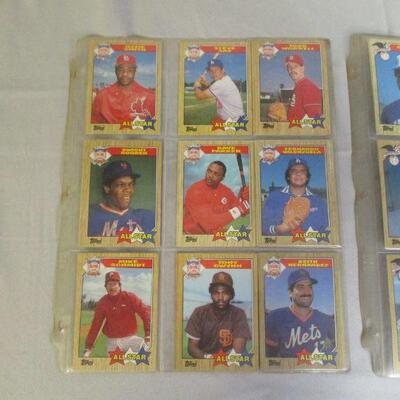 Lot 79 - 1987 NL and AL Leaders Topps Baseball Cards