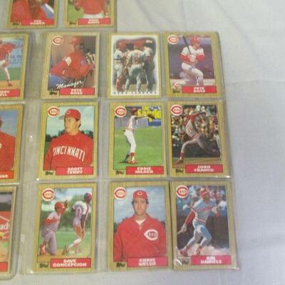 Lot 90 - 1987 Topps Baseball Cards Cincinnati Reds