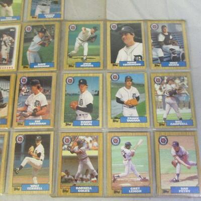 Lot 95 - 1987 Topps Baseball Cards Detroit Tigers