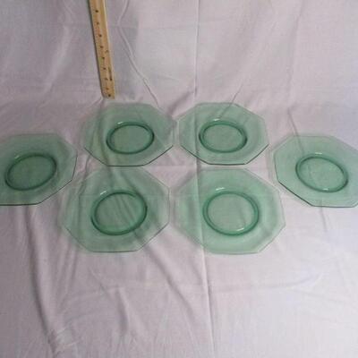 Lot 114 - (6) Uranium Glass Octagon Salad Plates