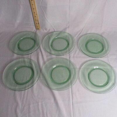 Lot 115 - (6) Uranium Glass Salad Plates