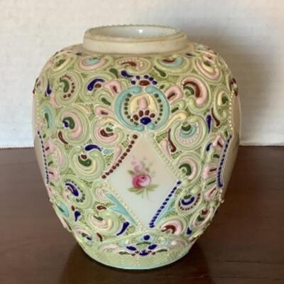 350 Vintage Moriage jar 