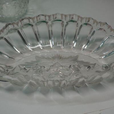 Lot 14 Large Punch Bowl, Matching punch cups, depression glass