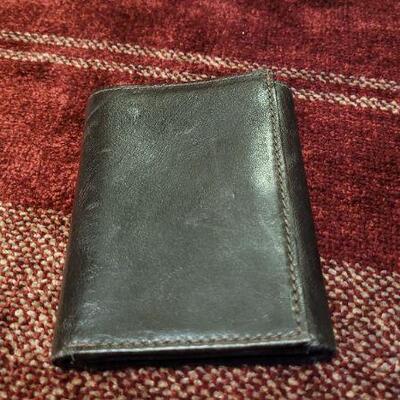 Lot 303: Assortment of Vintage Men's Leather Wallets 