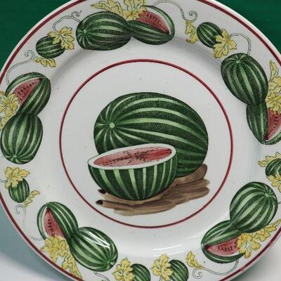 Lot 15 Ceramic and Melmac collectibles